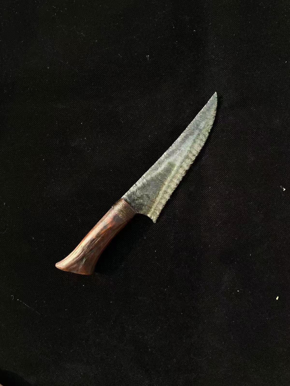 Golden Scale Desolate Blade